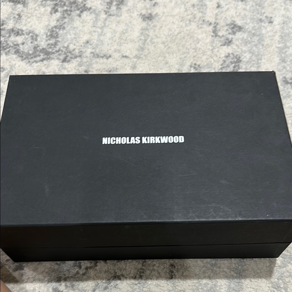 Nicholas Kirkwood Gold Beya Flats - Picture 7 of 8